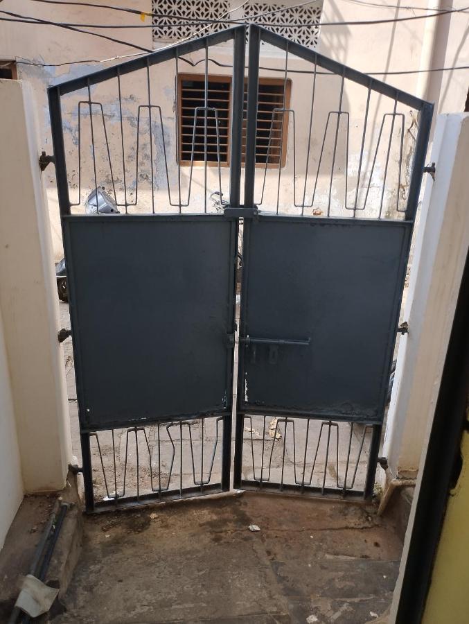 Sri Viswanatham Guest House Varanasi Exterior foto
