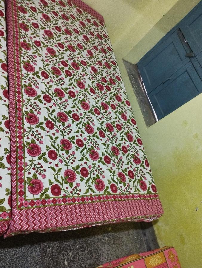 Sri Viswanatham Guest House Varanasi Exterior foto